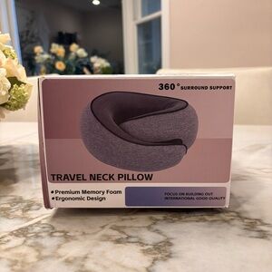 Travel Neck Pillow Gray 360 Degrees Wraparound Suport 🔁 Snail Style (NWT)